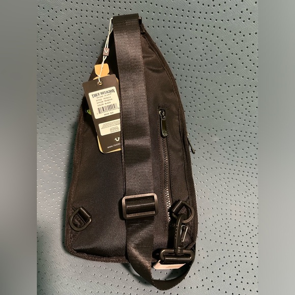 New Mini TRUE RELIGION men sling backpack - Picture 2 of 2